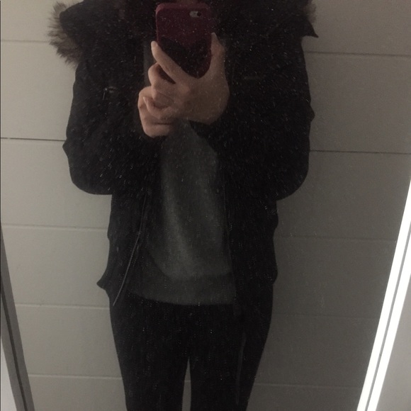 Aritzia TNA St. Moritz Parka - Picture 6 of 6