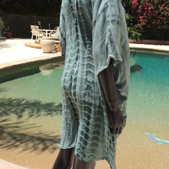 Umgee Green,Brown,Blue Oversized Tie Dye Tunics - Picture 8 of 8