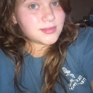 Meet your Posher, Skylar