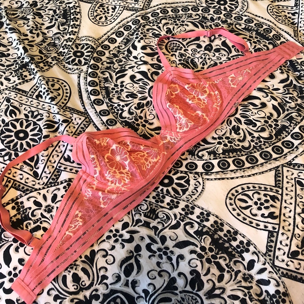 Soft-cup floral VS Pink bra 34 DD