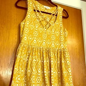 Mustard Patterned Tank
