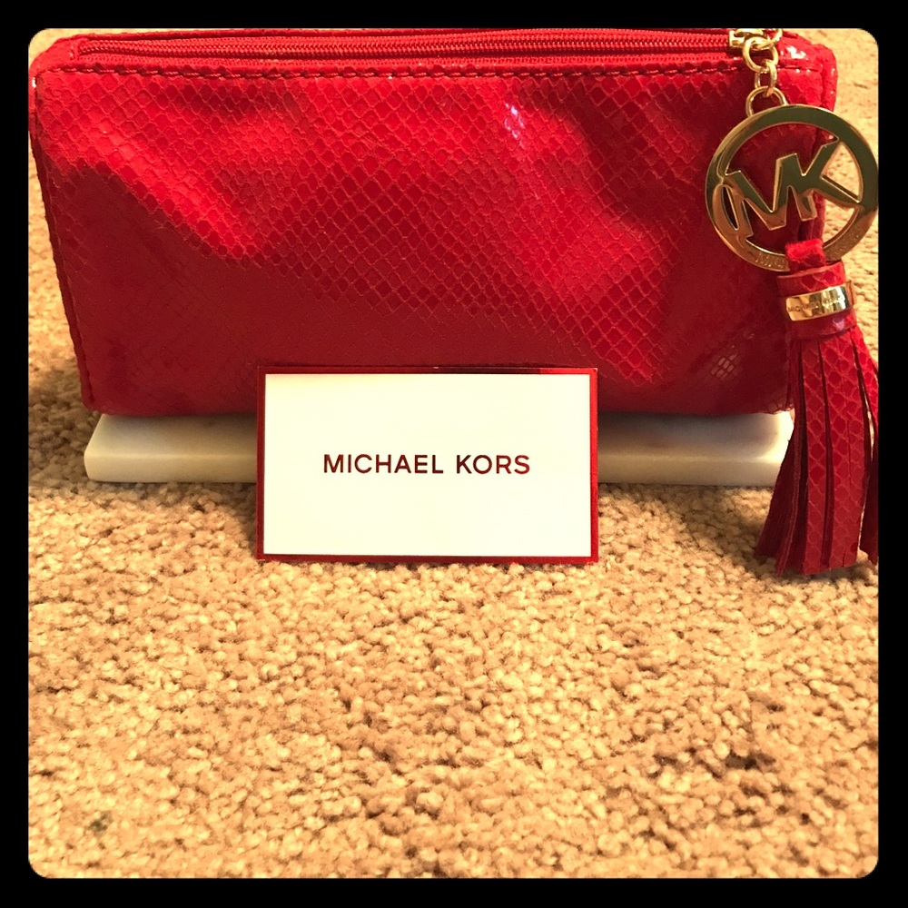 NWT Michael Kors Makeup Case