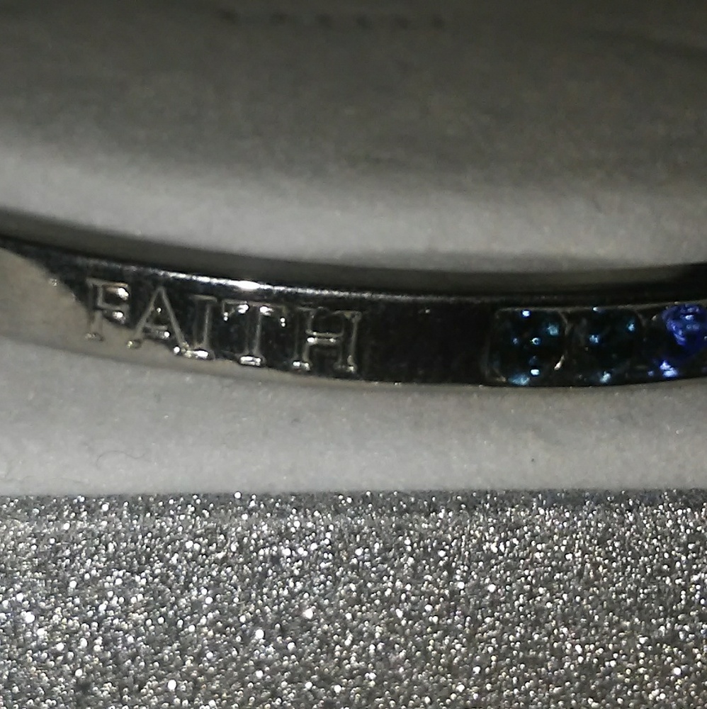 💎Authentic Swarovski Crystals💎 - Picture 2 of 3