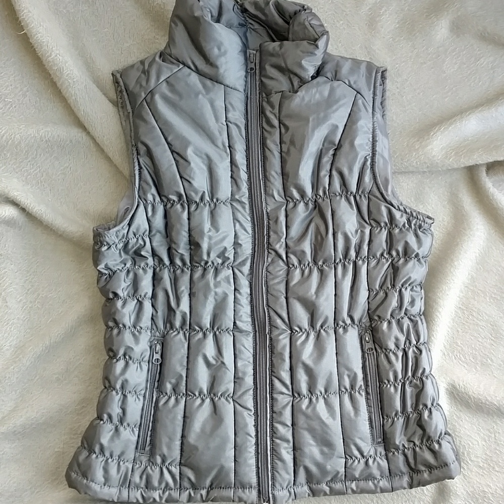 NWT (NEW YORK & CO.)  VEST