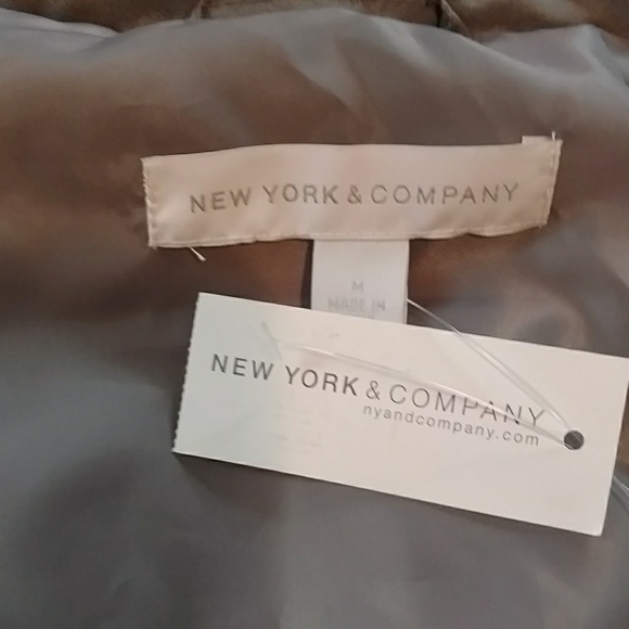 NWT (NEW YORK & CO.)  VEST - Picture 6 of 7