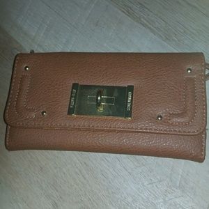 Steve Madden Wristlet