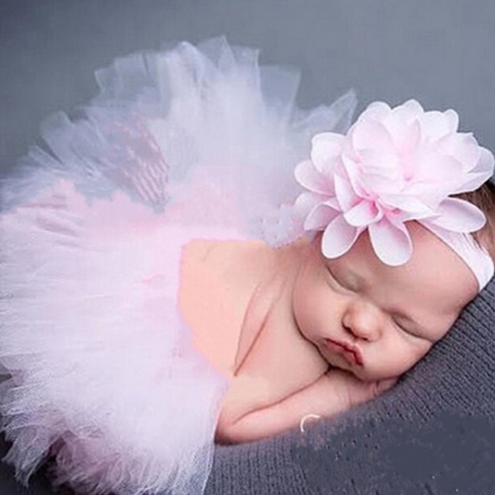 Infant tutu and bow for photoshoot