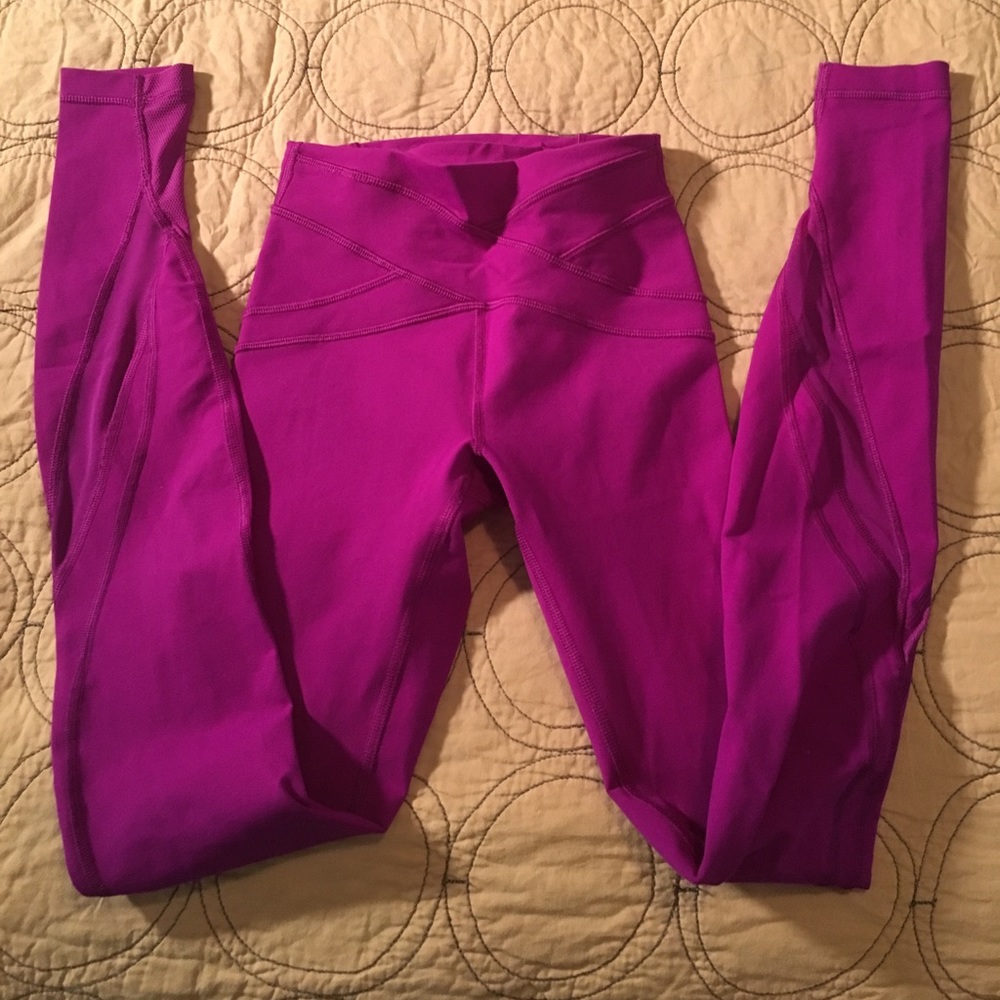 Lululemon high rise full-length leggings w/mesh
