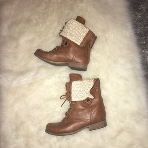 Brown boots