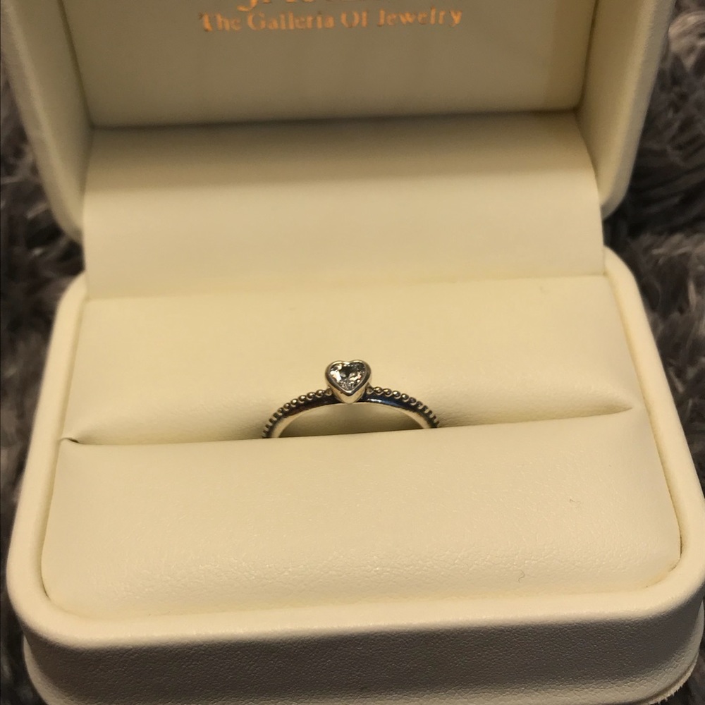 Pandora Ring — authentic w/ receipt — Like New