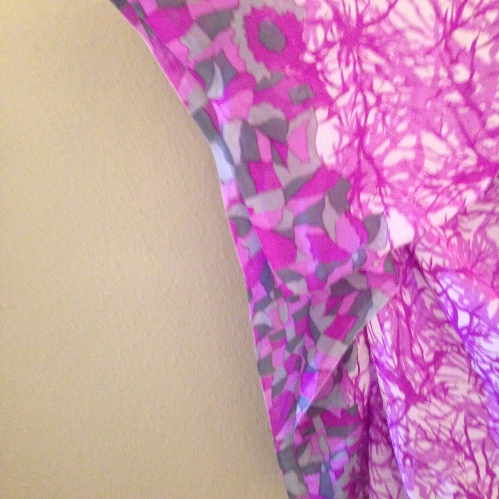 🐞Deepika4cause silky shawl wrap. - Picture 4 of 5
