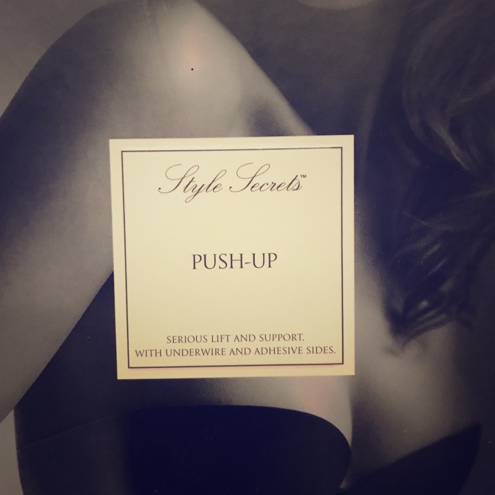 Victoria's Secret push-up backless bra NWT