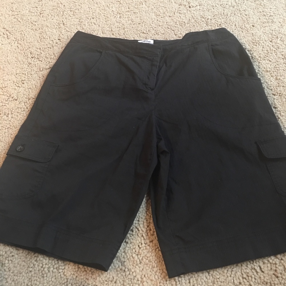 IZOD Women's Black Cool-FX Stretch Shorts Size 8