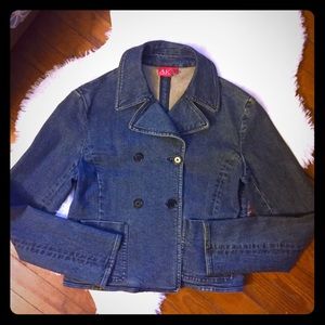 Anne Klein cropped Denim Peacoat jean jacket