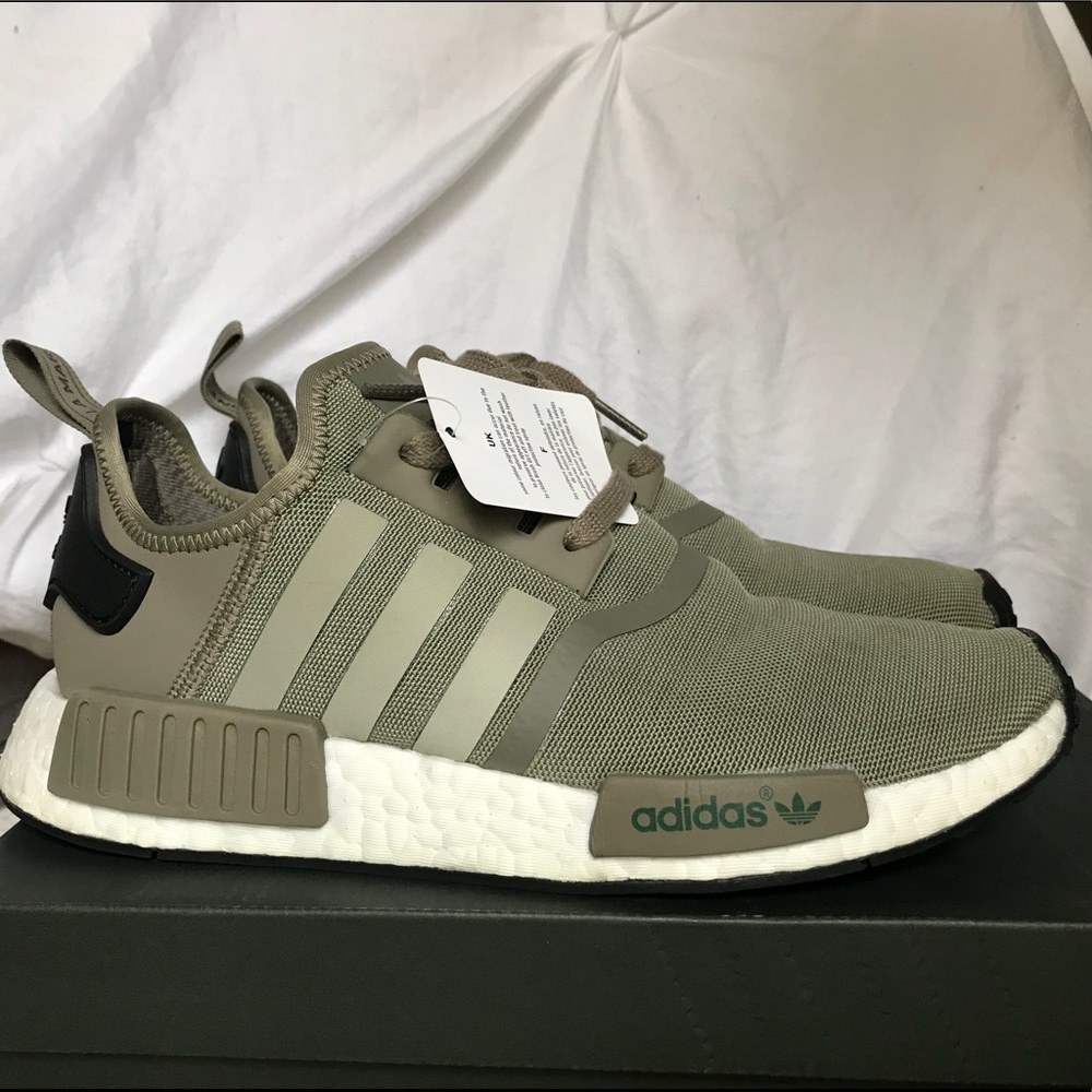 Men Adidas NMD R1