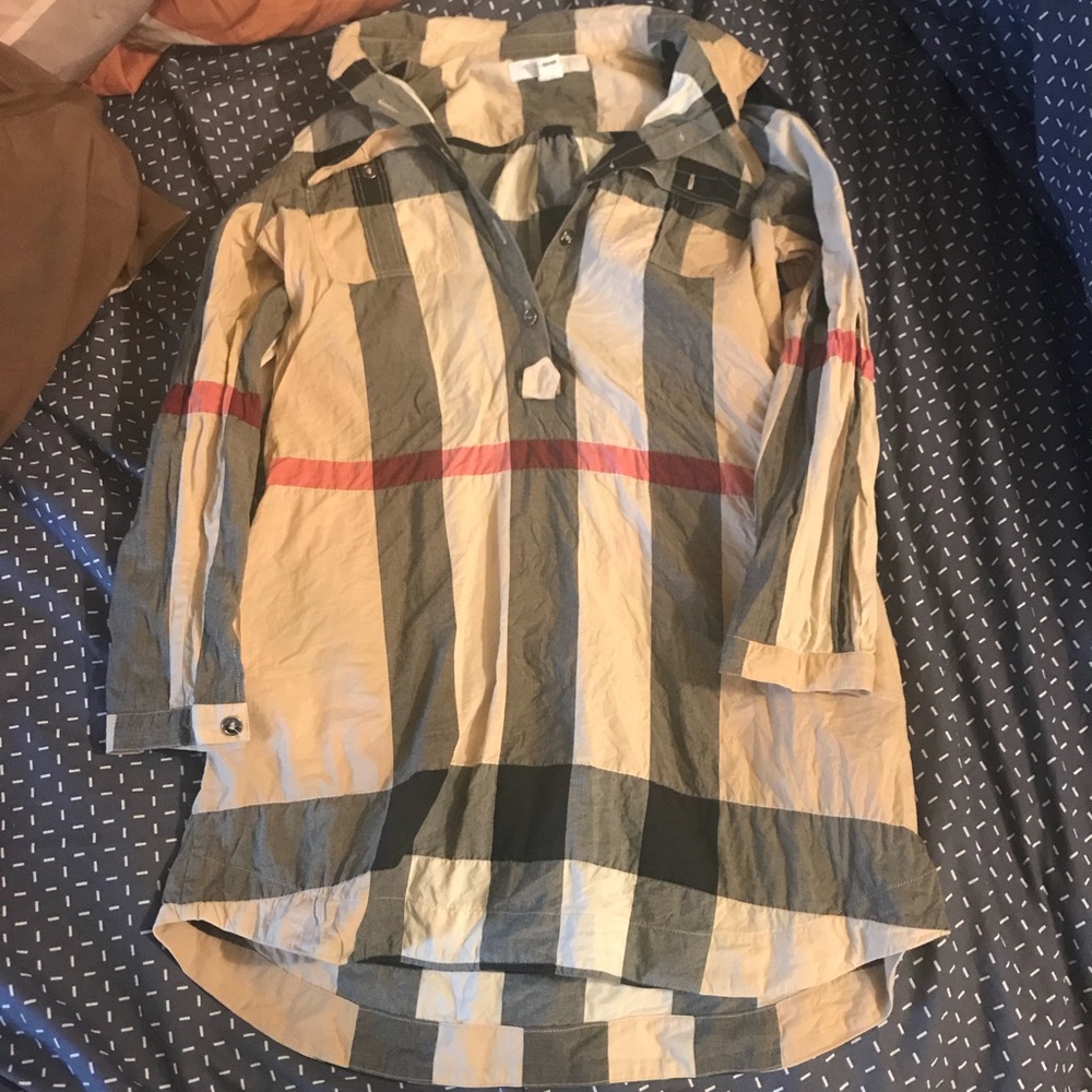 Girls Burberry dress size 7y