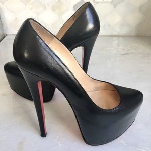 Christian Louboutin Daffodile Black Leather
