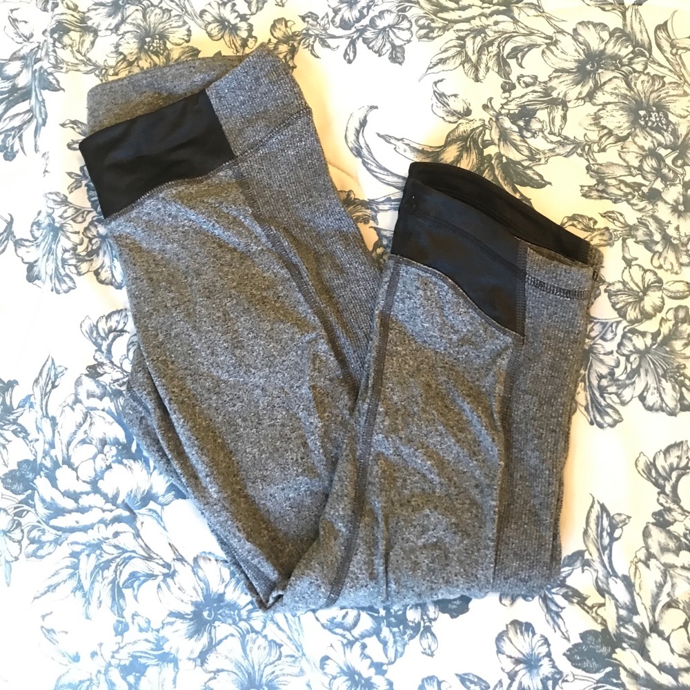 Lululemon Cropped Tights Size 6