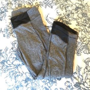 Lululemon Cropped Tights Size 6