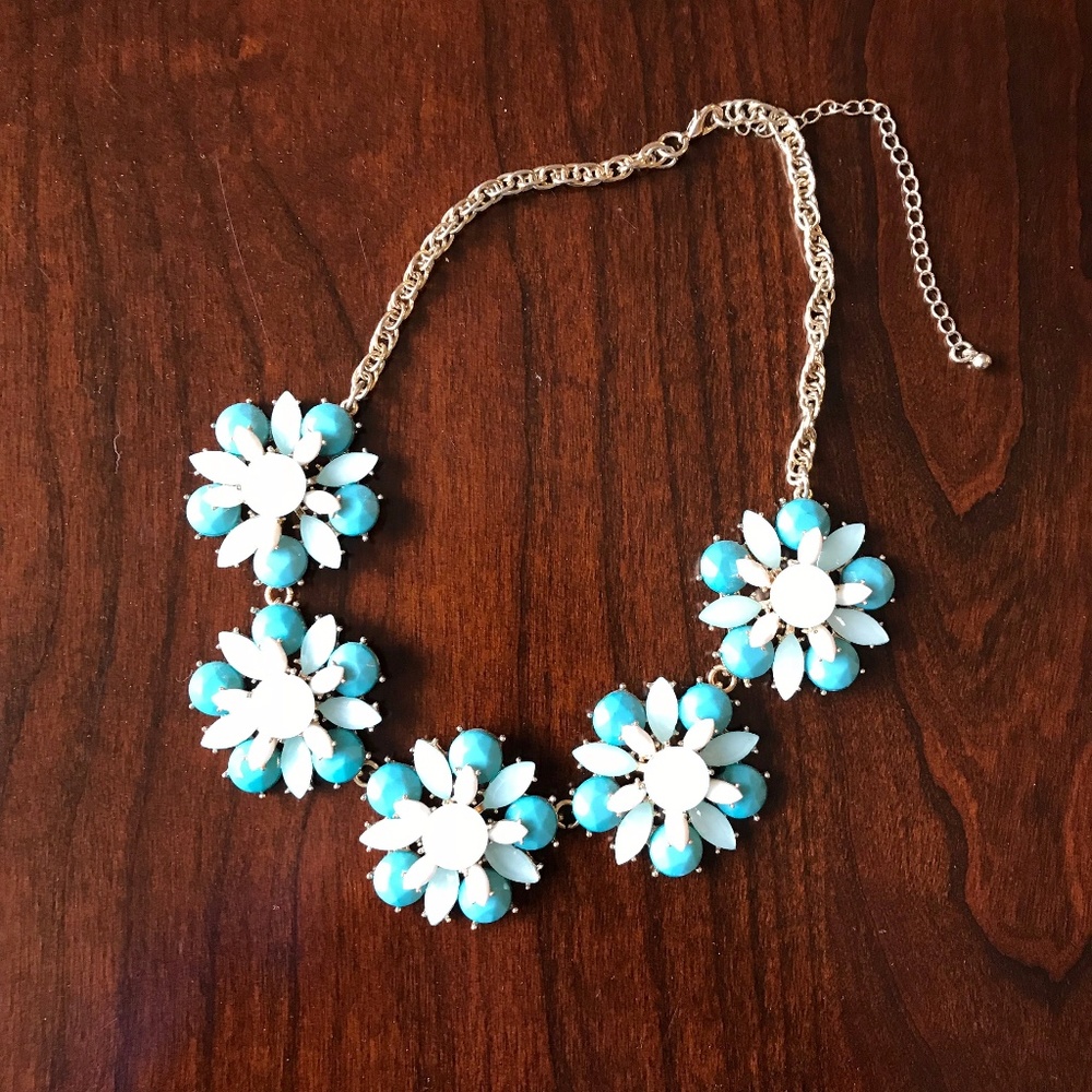Charming Charlie Flower Statement Necklace
