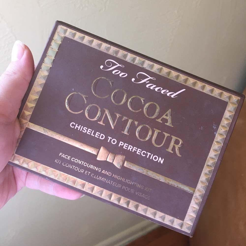 SOLD Too Faced cocoa contour light to medium