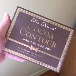 SOLD Too Faced cocoa contour light to medium