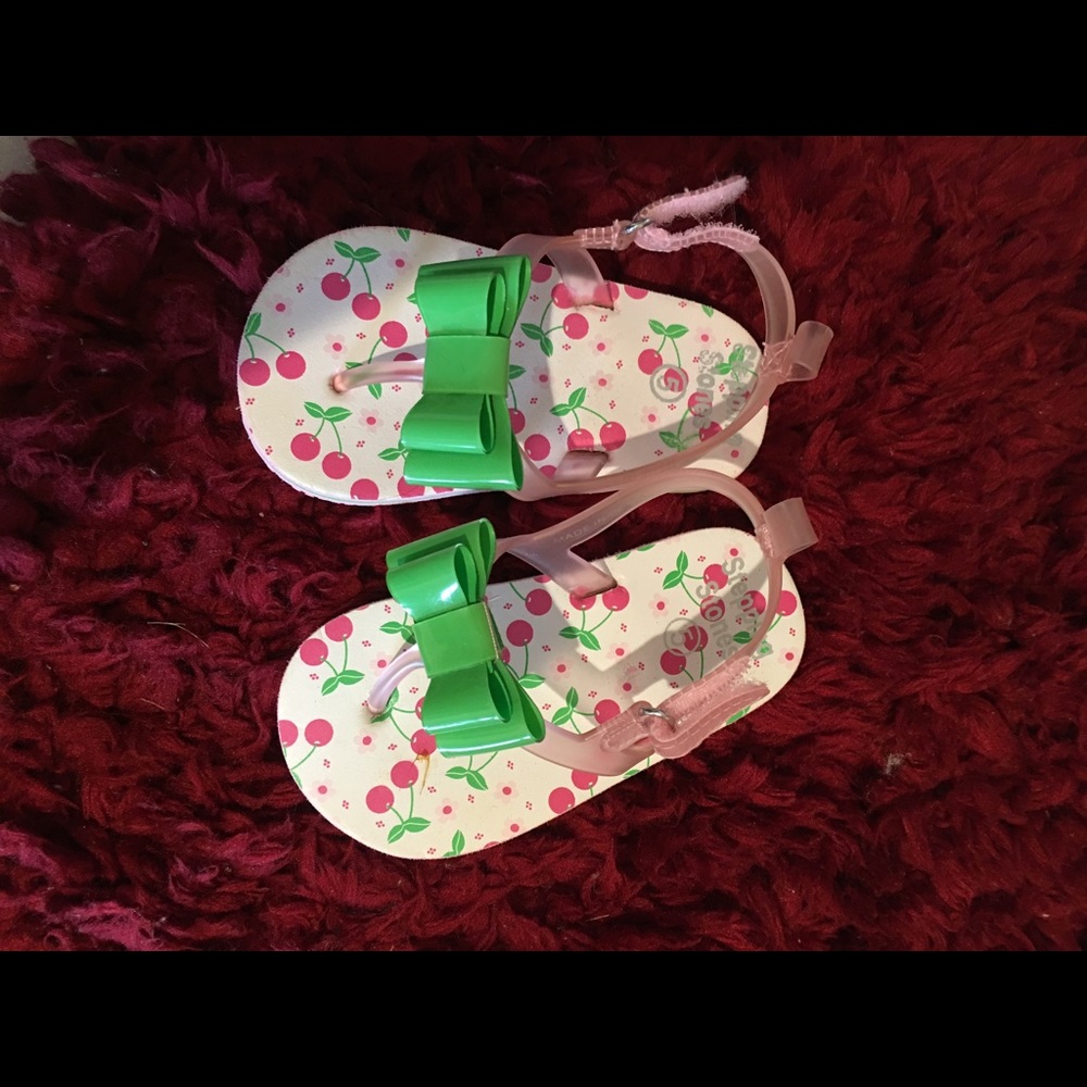 Kid sandals