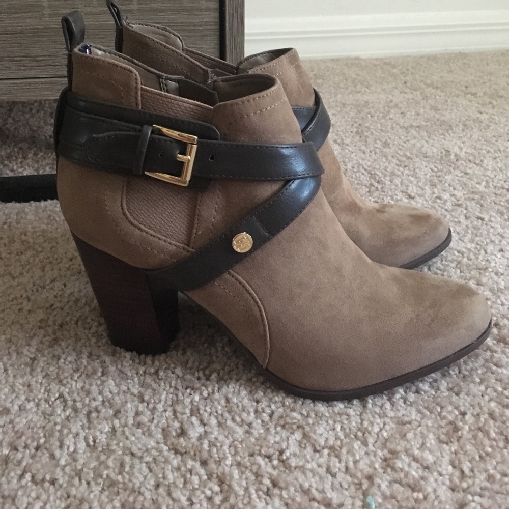 Tommy Hillfiger suede boots.