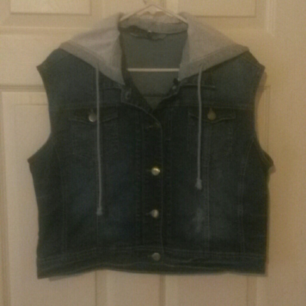 Distressed Jean Vest w/ Removable Hood