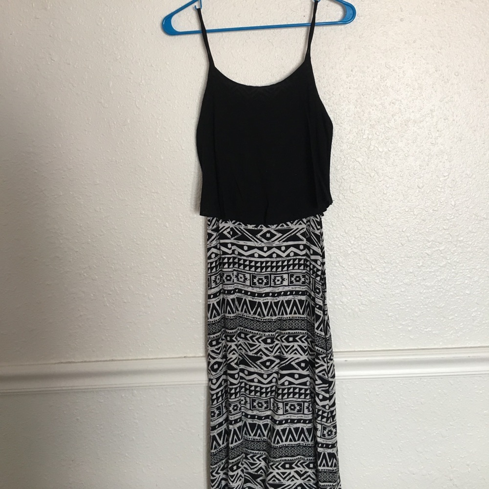 black and white patterned maxi dress