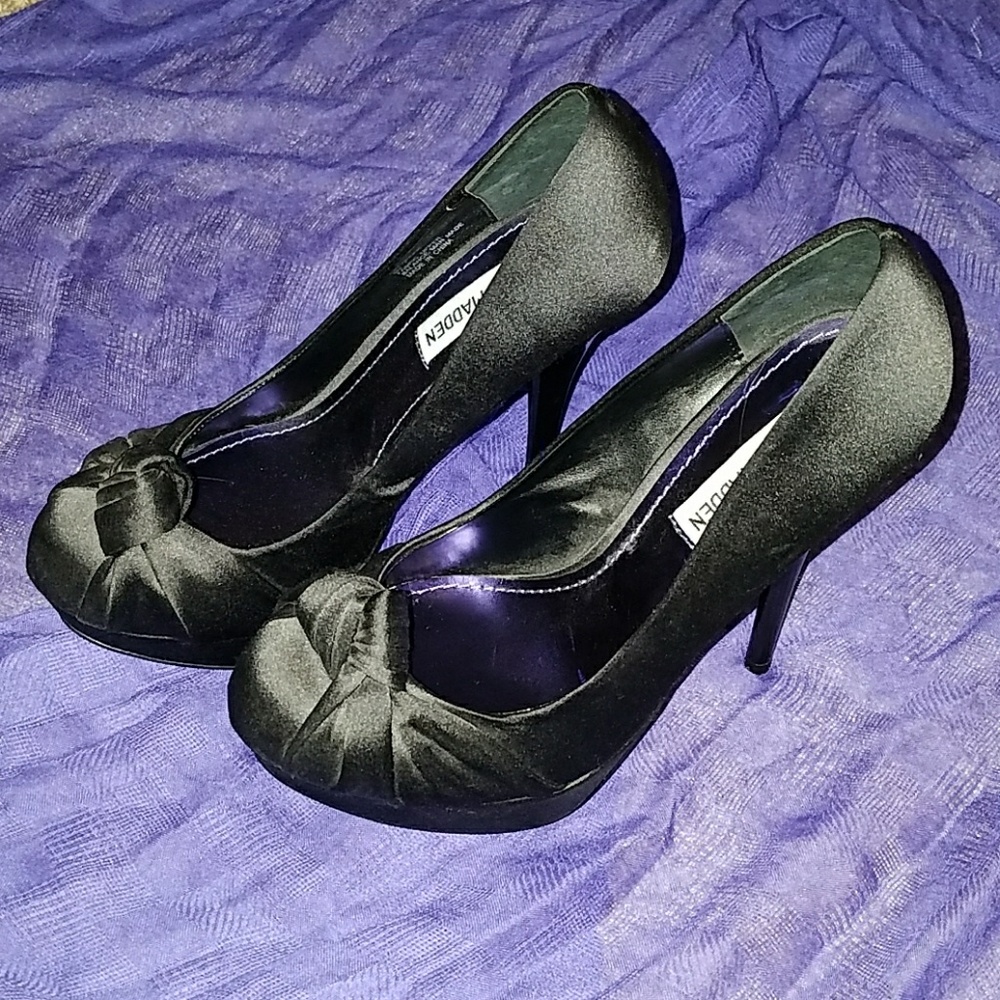 Steve Madden Black high heels