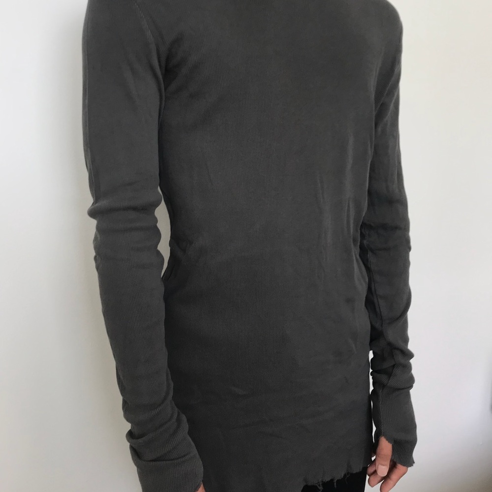 Ribbed long sleeve shirt