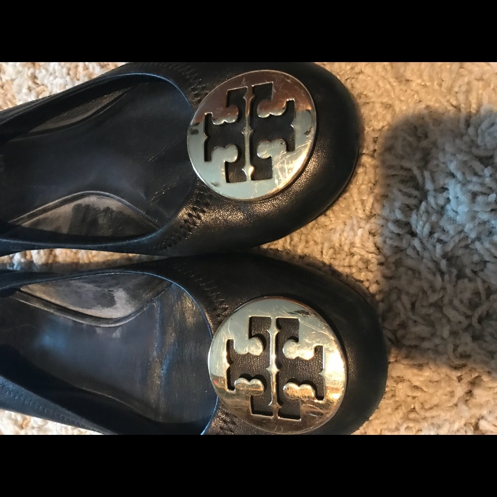 Shoes - Picture 4 of 4