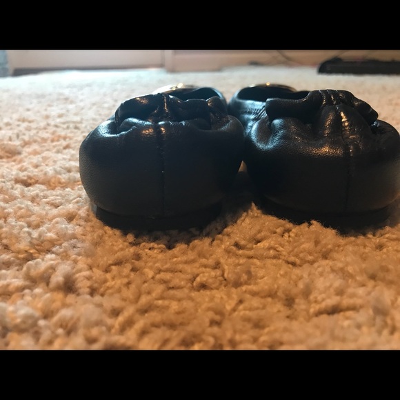 Shoes - Picture 2 of 4