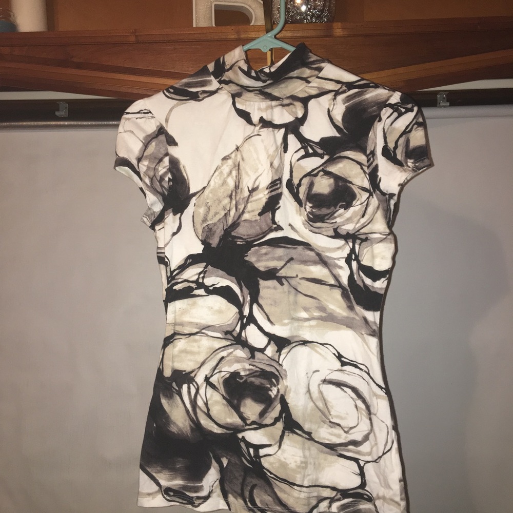 Express turtle neck short sleeve top multi color