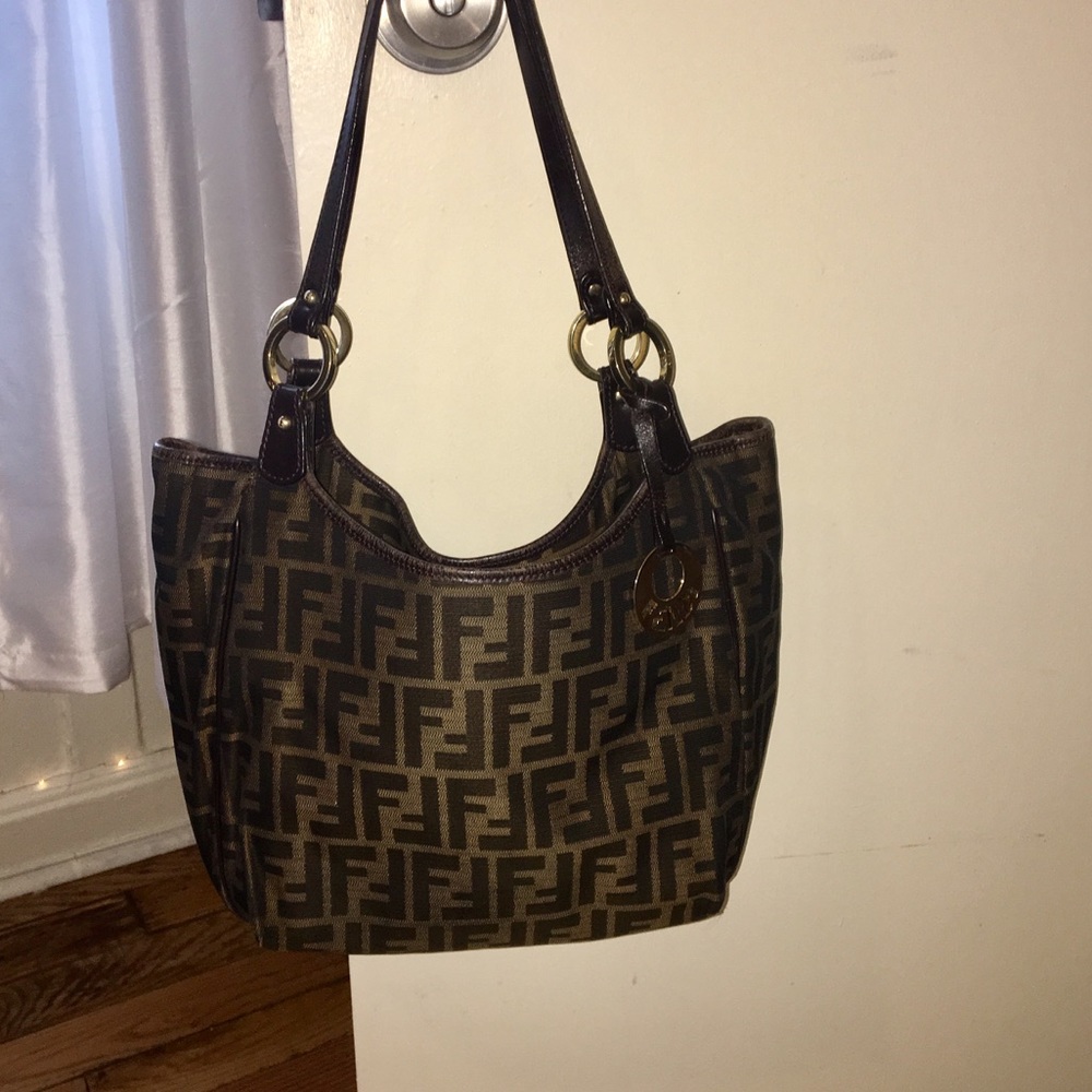 🍬FENDI Tobacco Zucca Print Tote Bag