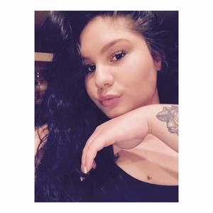 Meet your Posher, Cassie