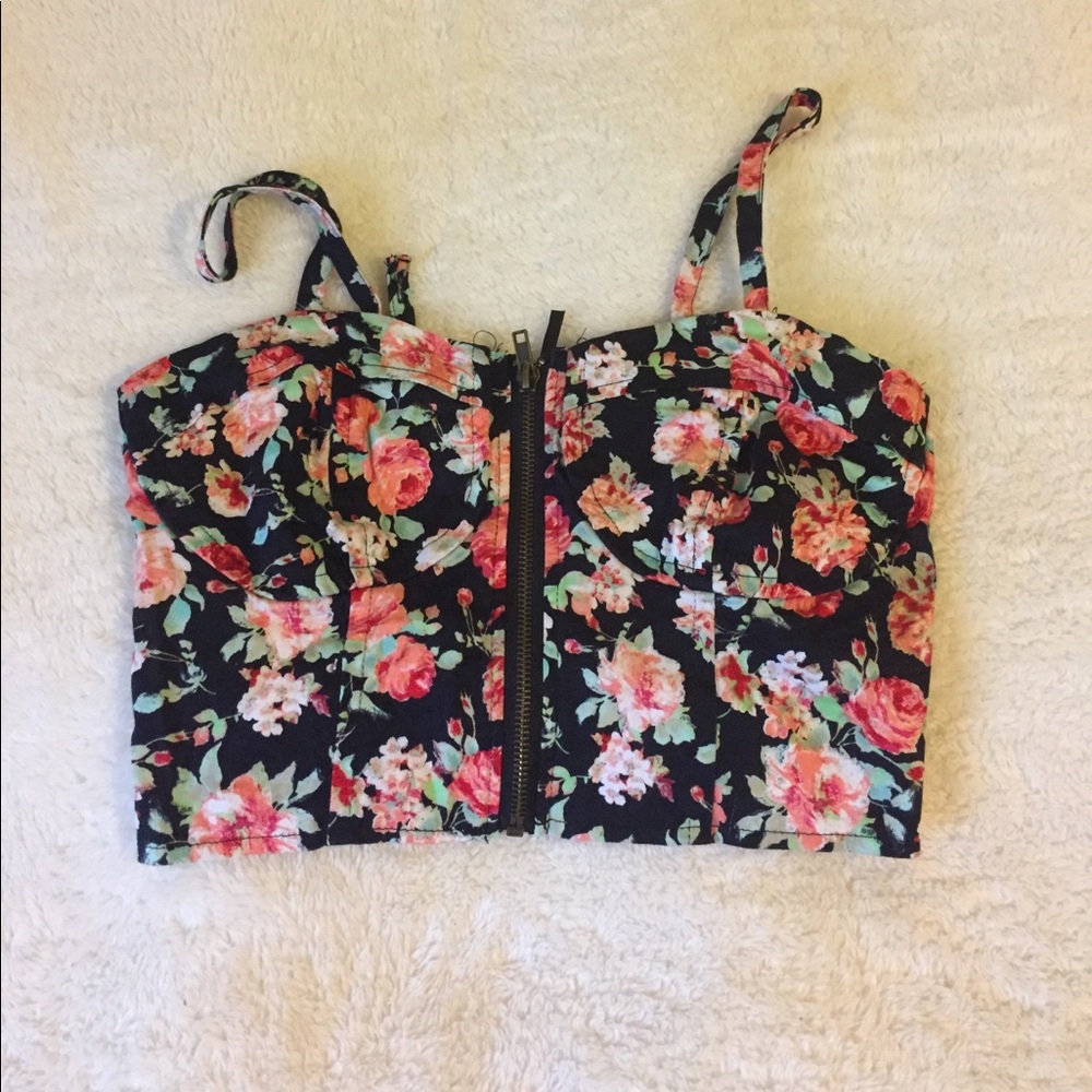 Nollie cropped tank top