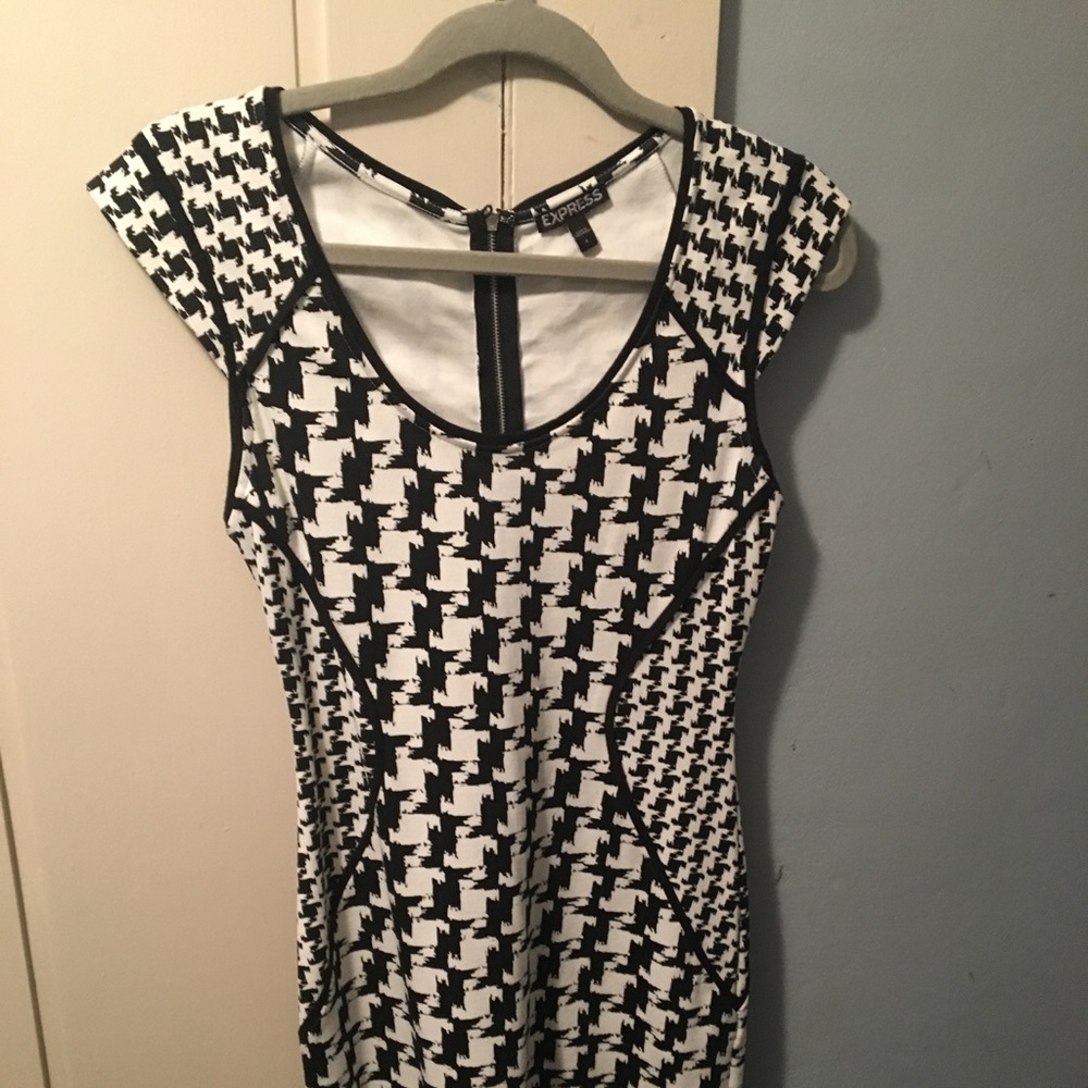 Fitted cocktail dress