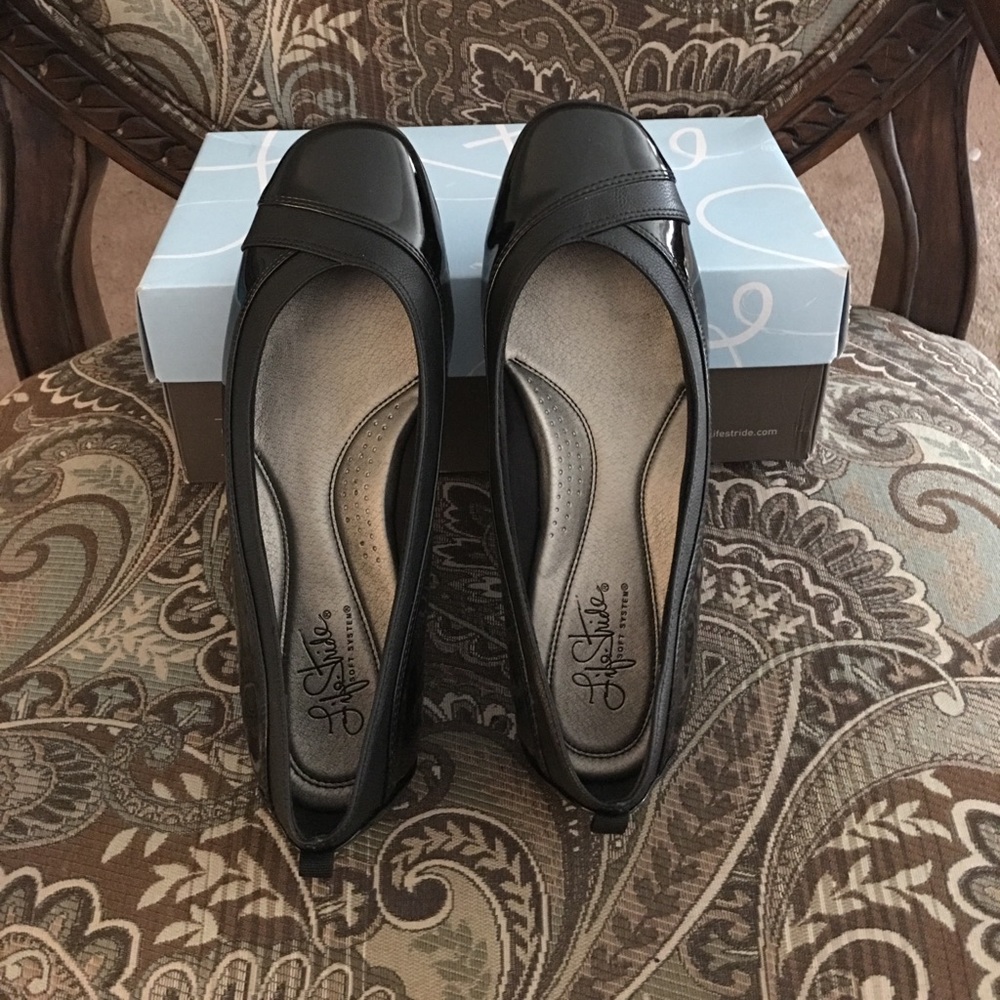 Black flats