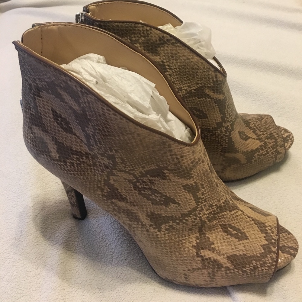 New Jessica Simpson High Heeled Shoes