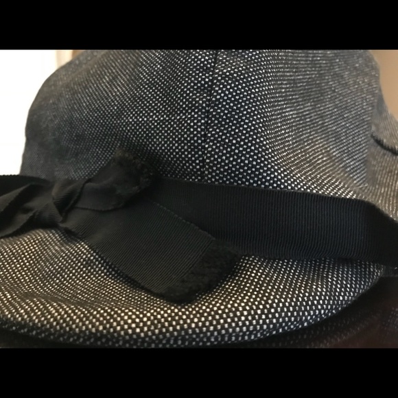 Jennifer Ouellette hat
