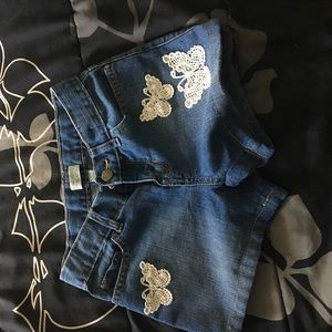 Size 6x/7 shorts, hardly worn.