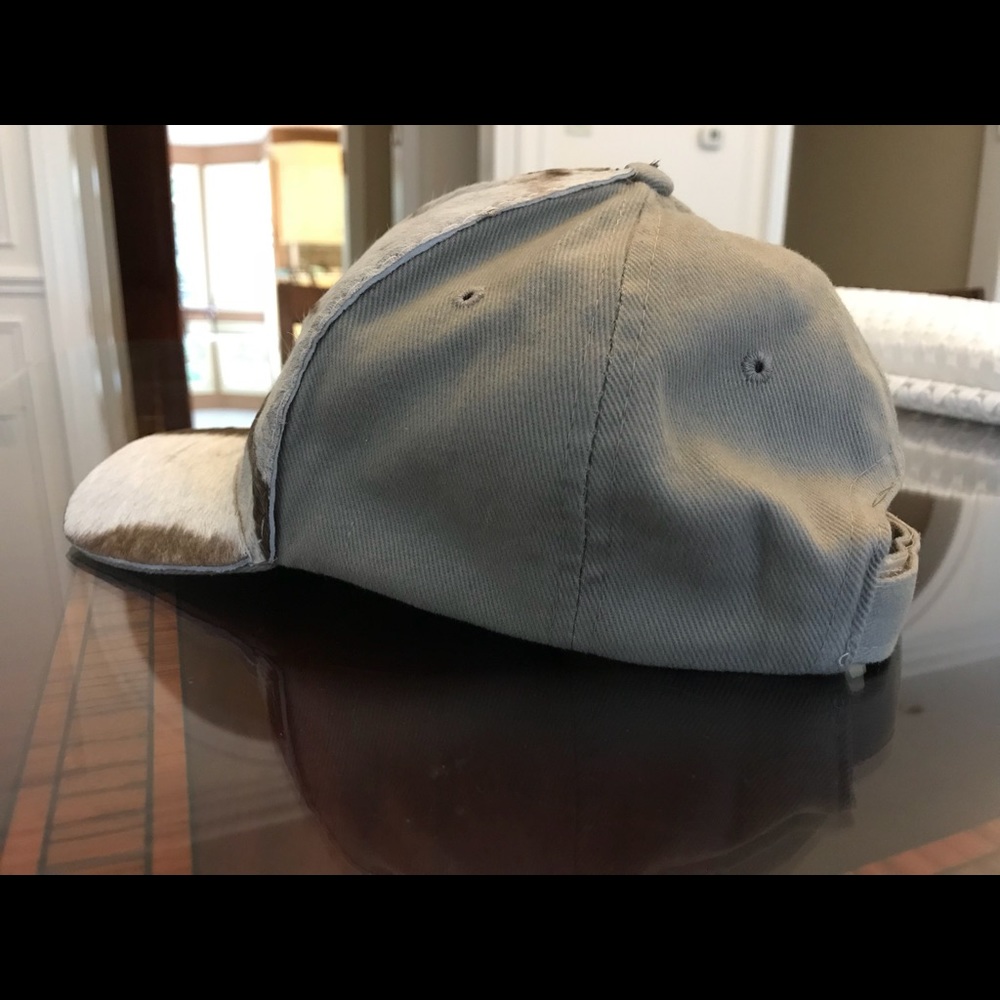 Real Animal Skin Hat - Picture 4 of 7