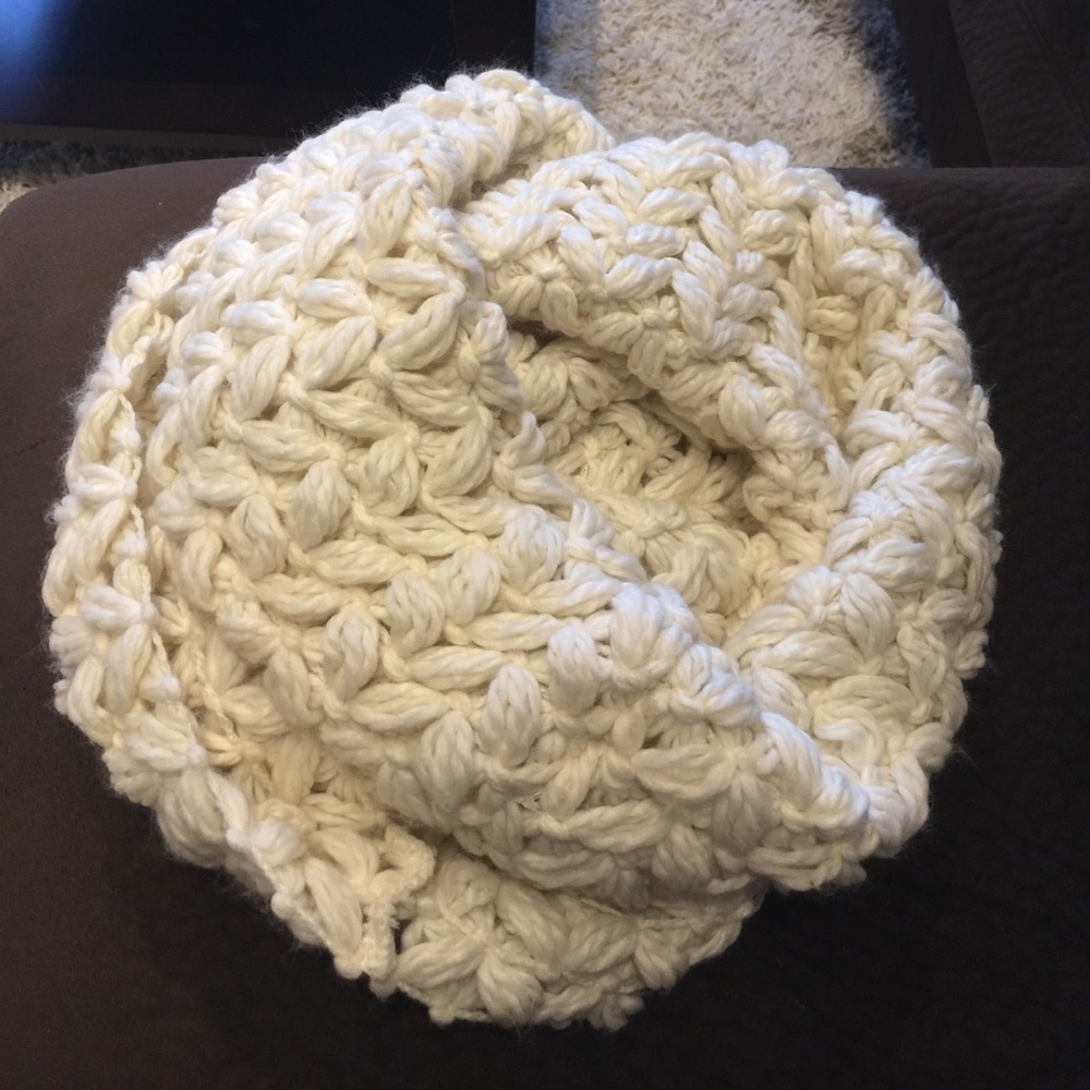 Infinity scarf