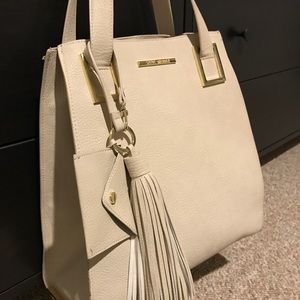 STEVE MADDEN WEAR 2-WAYS TOTE