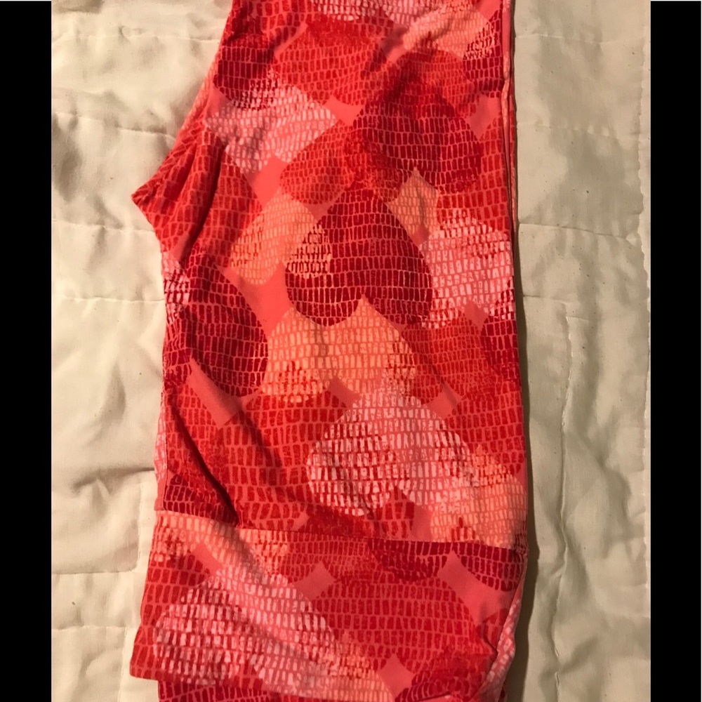 LuLaRoe Valentines TC leggings