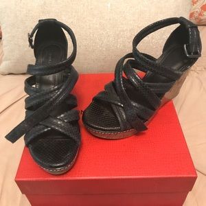 ARTURO CHIANG black leather wedge sandals