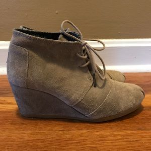 Toms Gray Desert Booties size 7