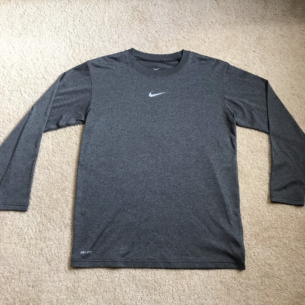 NIKE dark Gray Longsleeve Athletic (Boy's L)